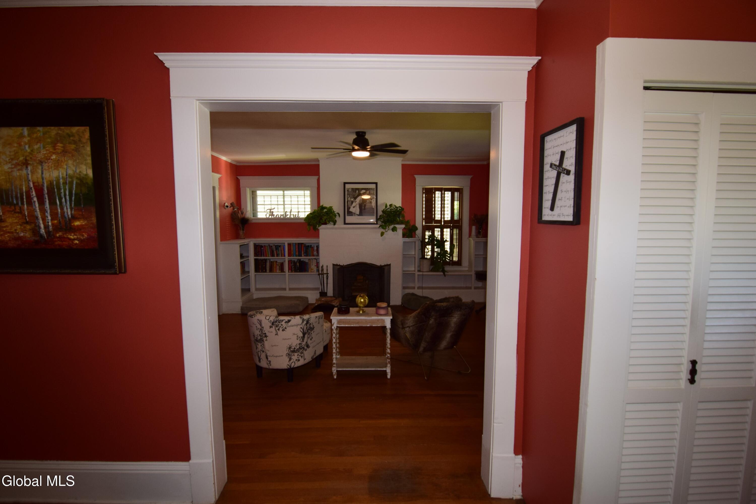 1126 Waverly Place Schenectady NY 12308