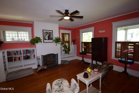 1126 Waverly Place Schenectady NY 12308