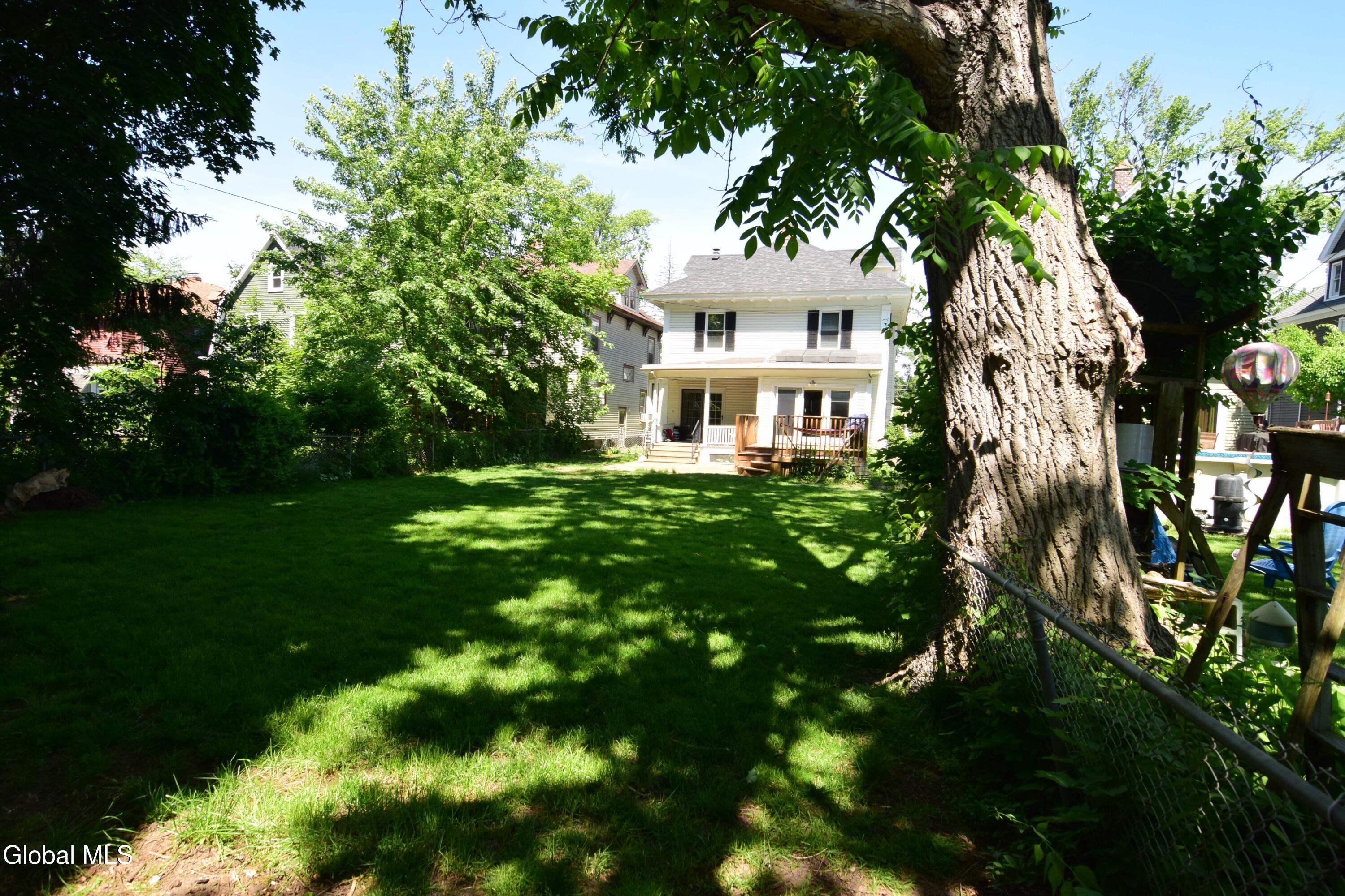 1126 Waverly Place Schenectady NY 12308