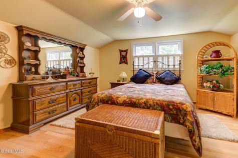 1161 Mariaville Road Schenectady NY 12306