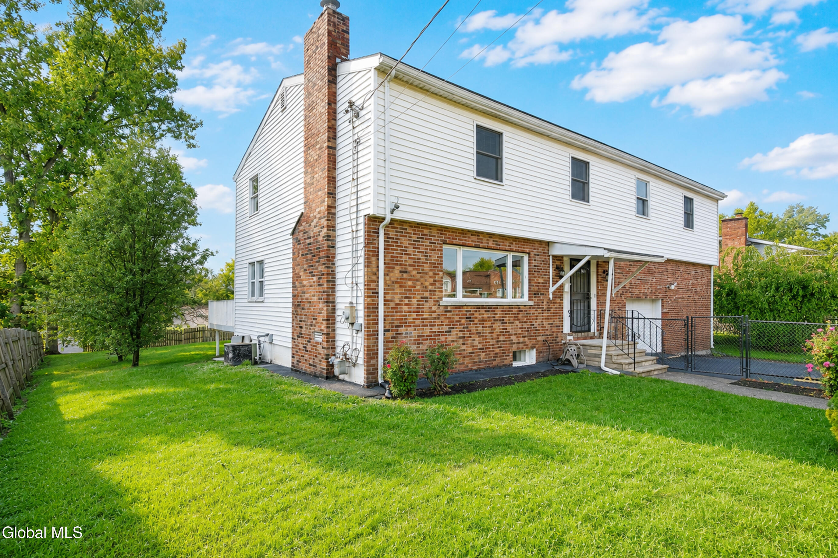 62 Slingerland Street Albany NY 12202