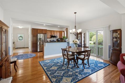 20 Whitney Drive Mechanicville NY 12118
