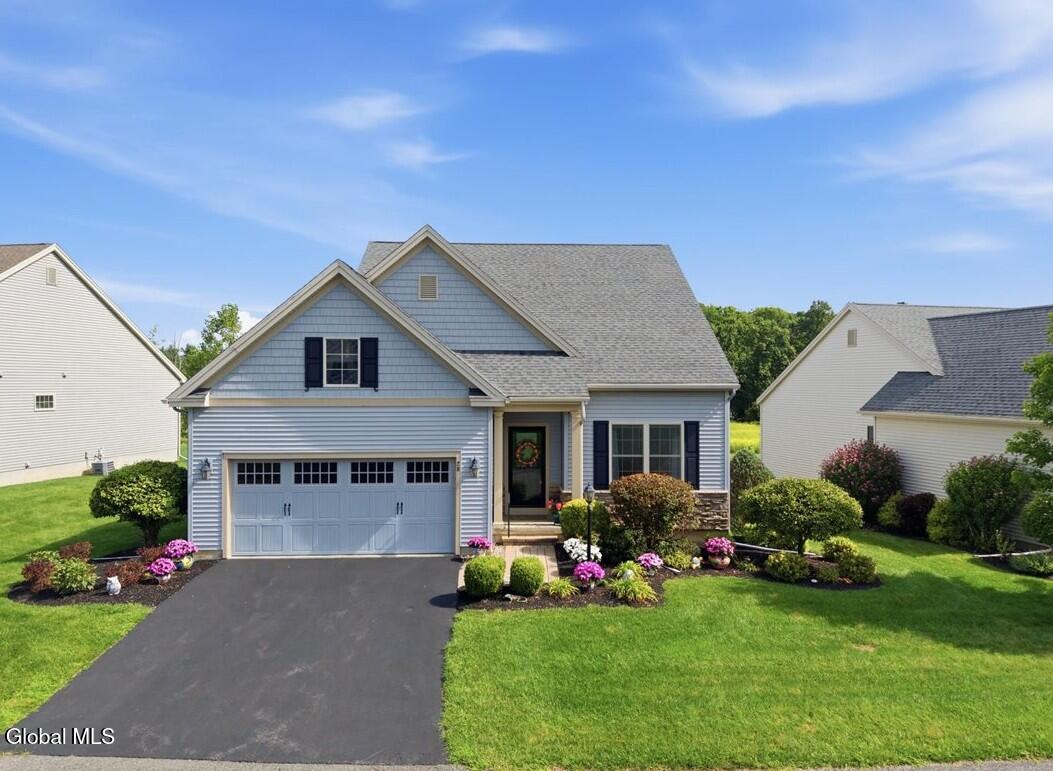 20 Whitney Drive Mechanicville NY 12118