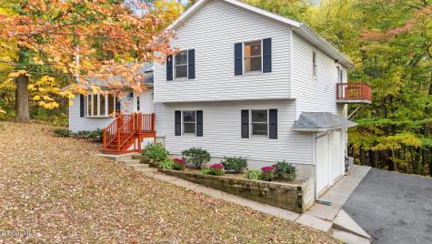2400 Old Coach Drive Castleton NY 12033