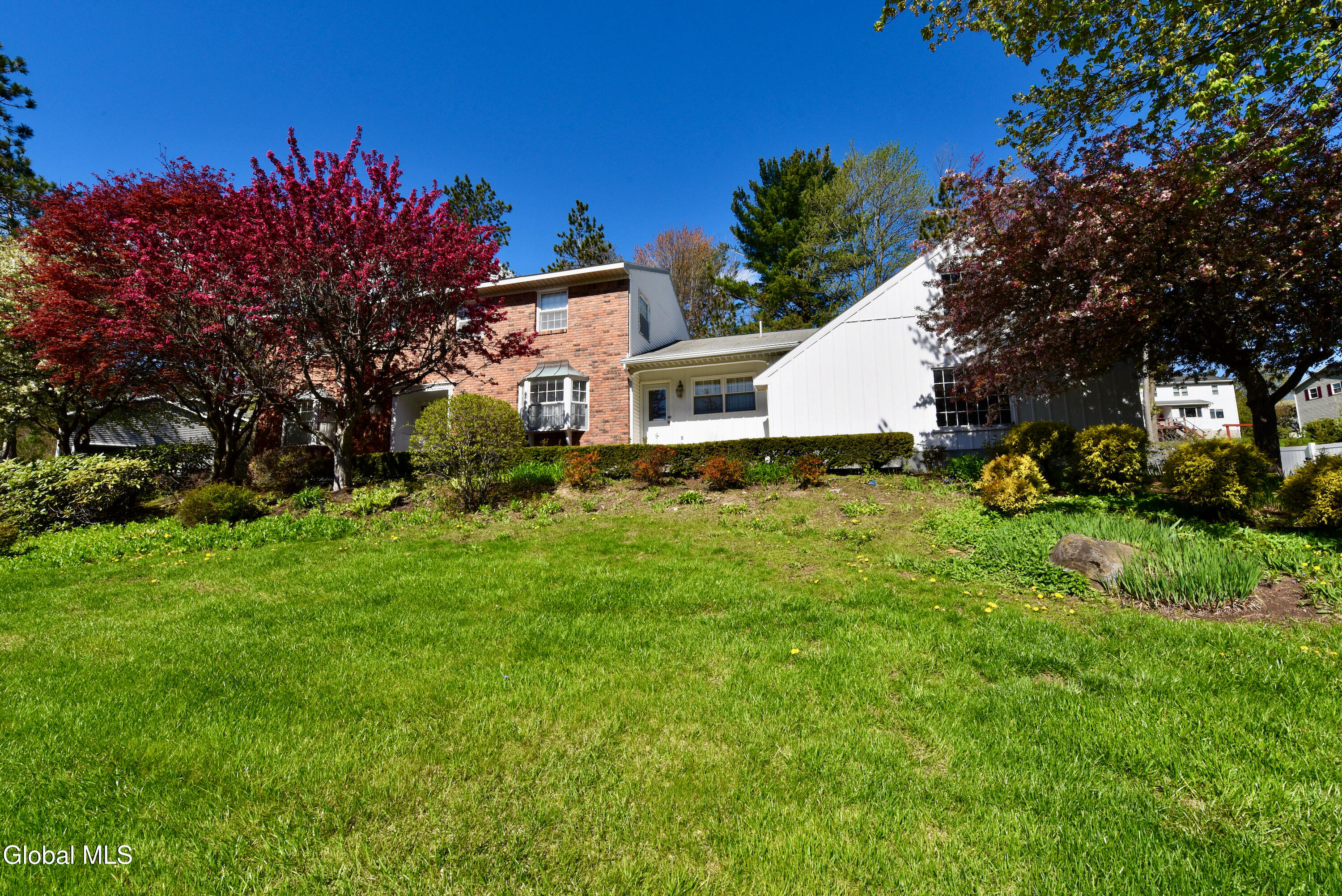 1205 Viewmont Drive Niskayuna NY 12309
