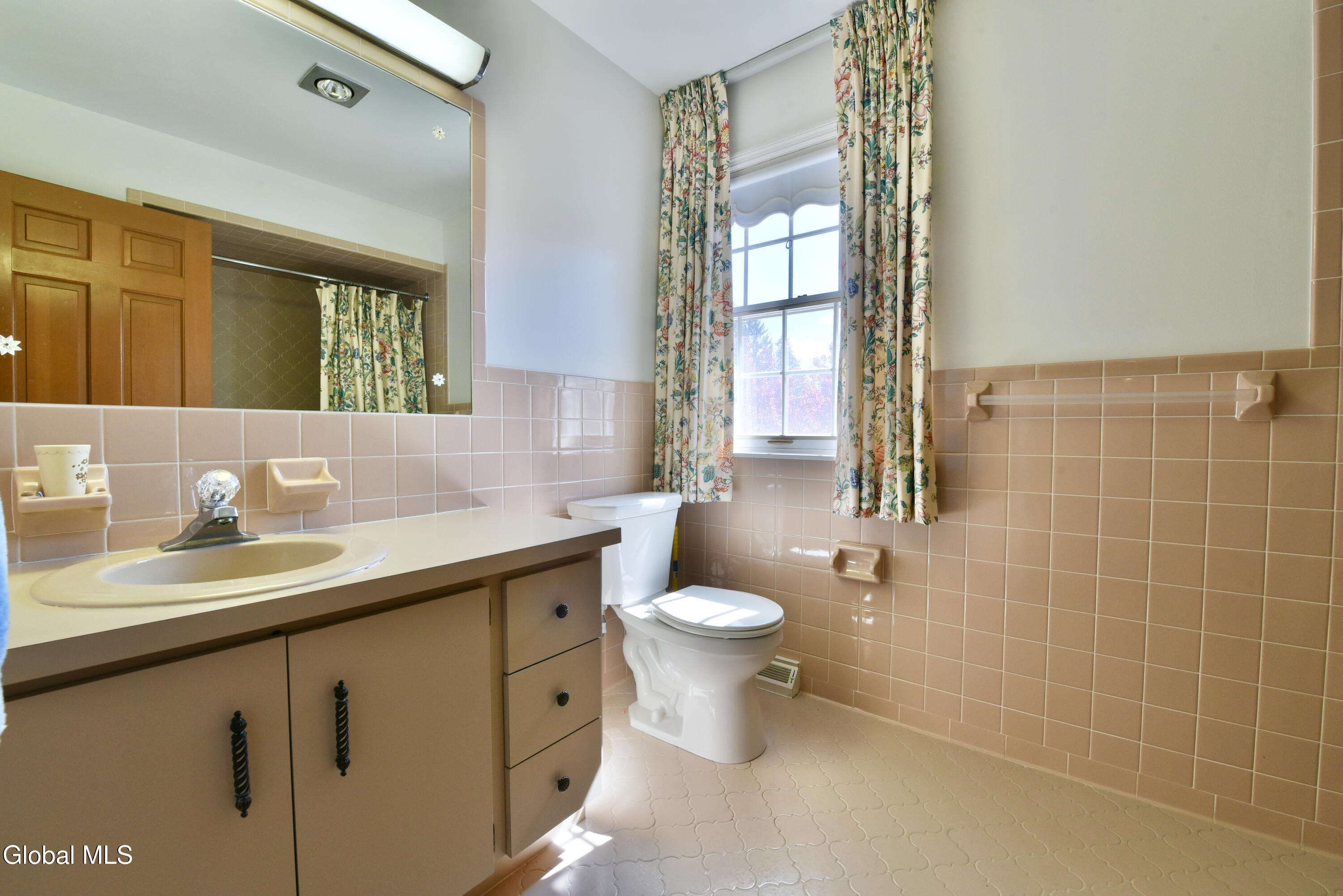 1205 Viewmont Drive Niskayuna NY 12309