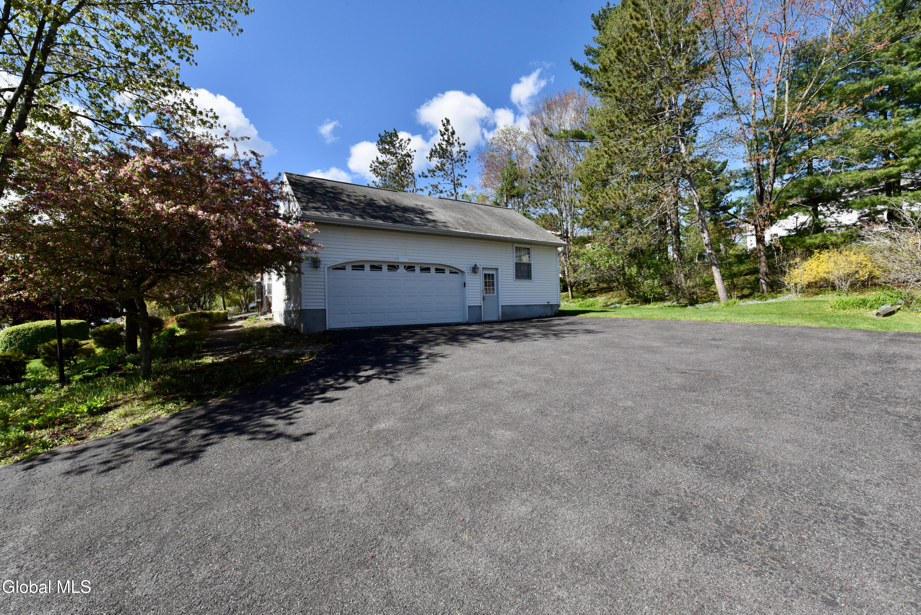 1205 Viewmont Drive Niskayuna NY 12309