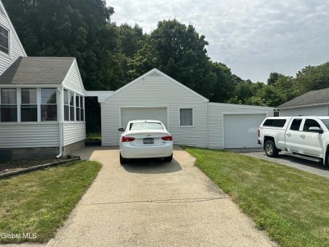 4 Kelly Avenue Hudson Falls NY 12839