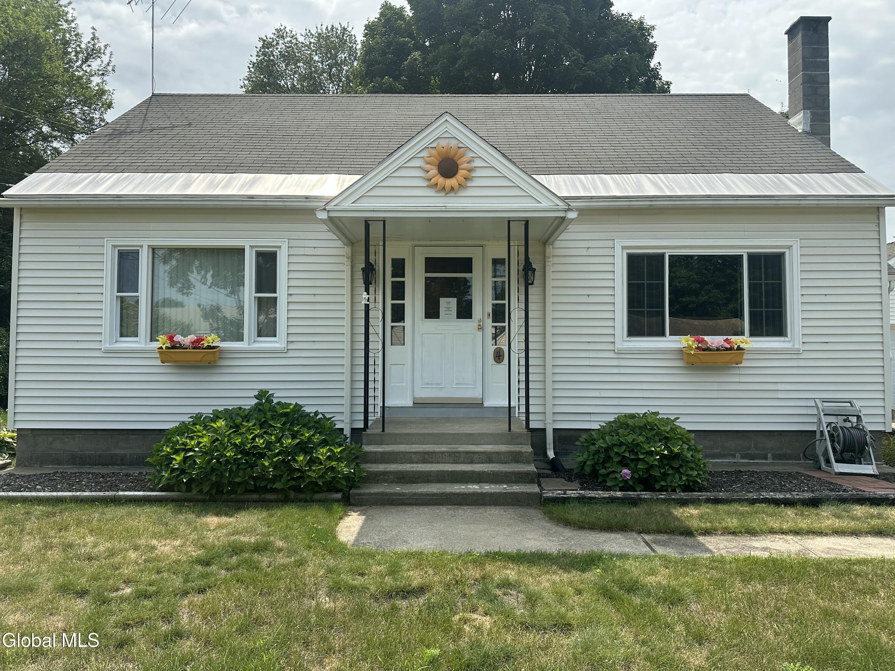 4 Kelly Avenue Hudson Falls NY 12839