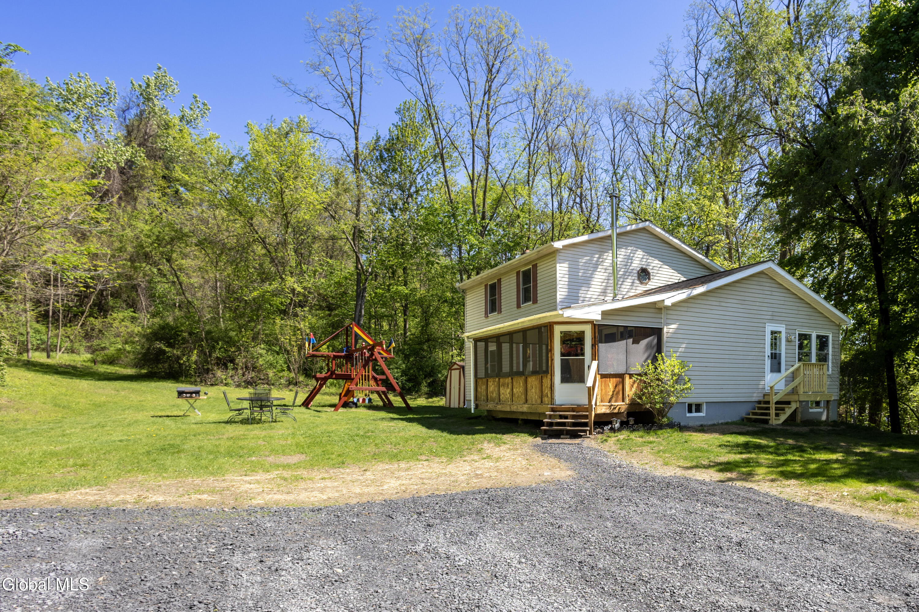 99A Beach Road Clifton Park NY 12065
