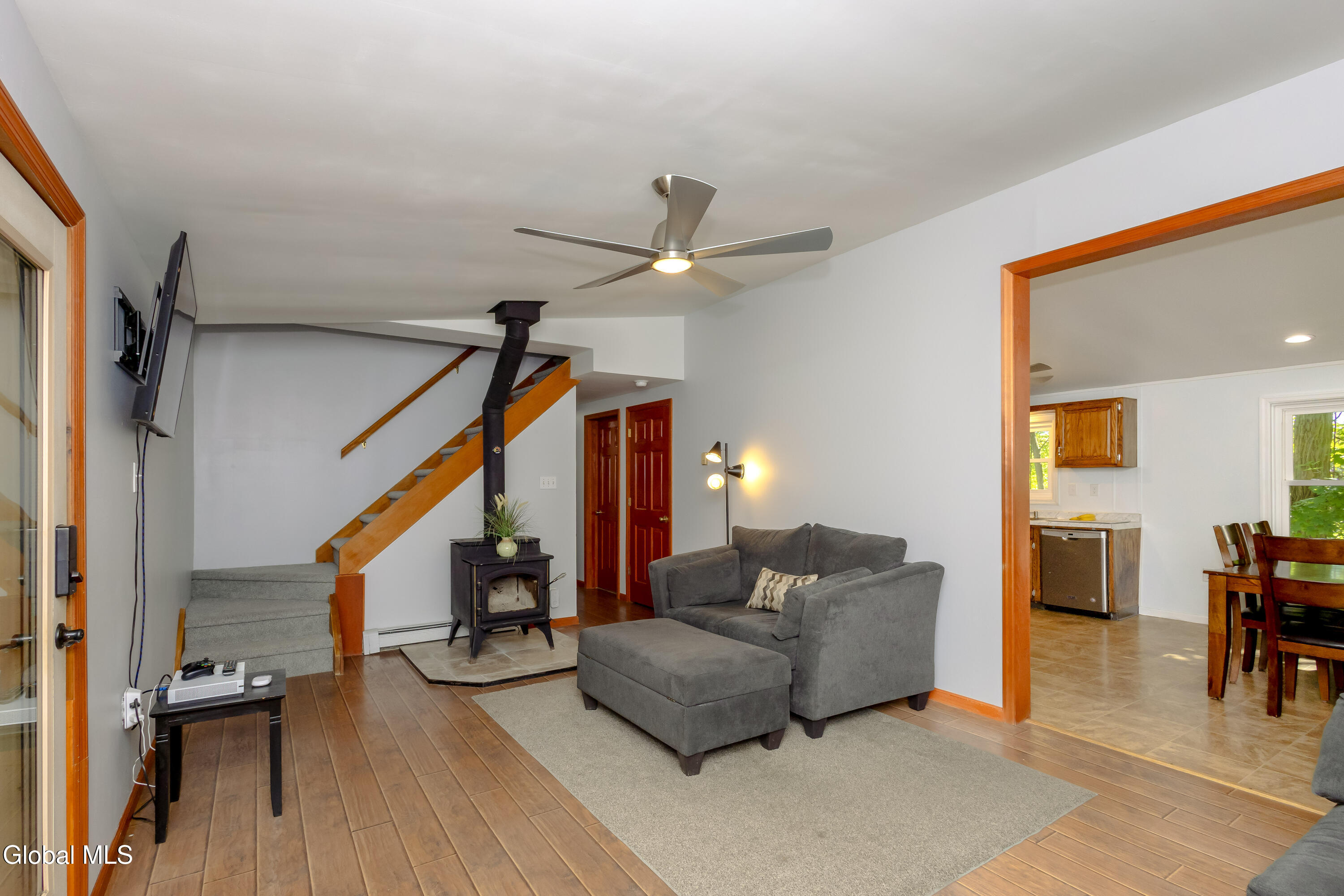 99A Beach Road Clifton Park NY 12065