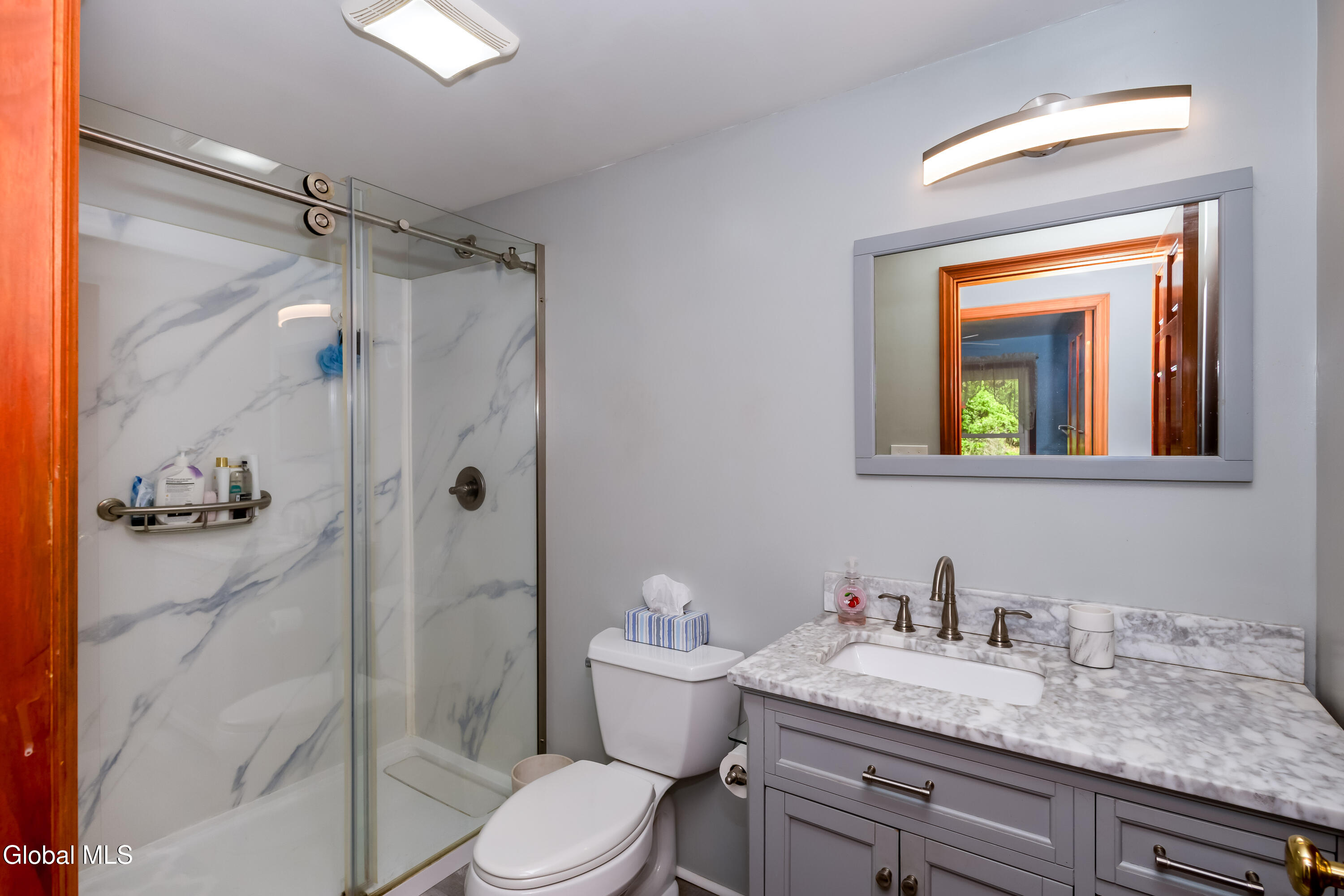 99A Beach Road Clifton Park NY 12065