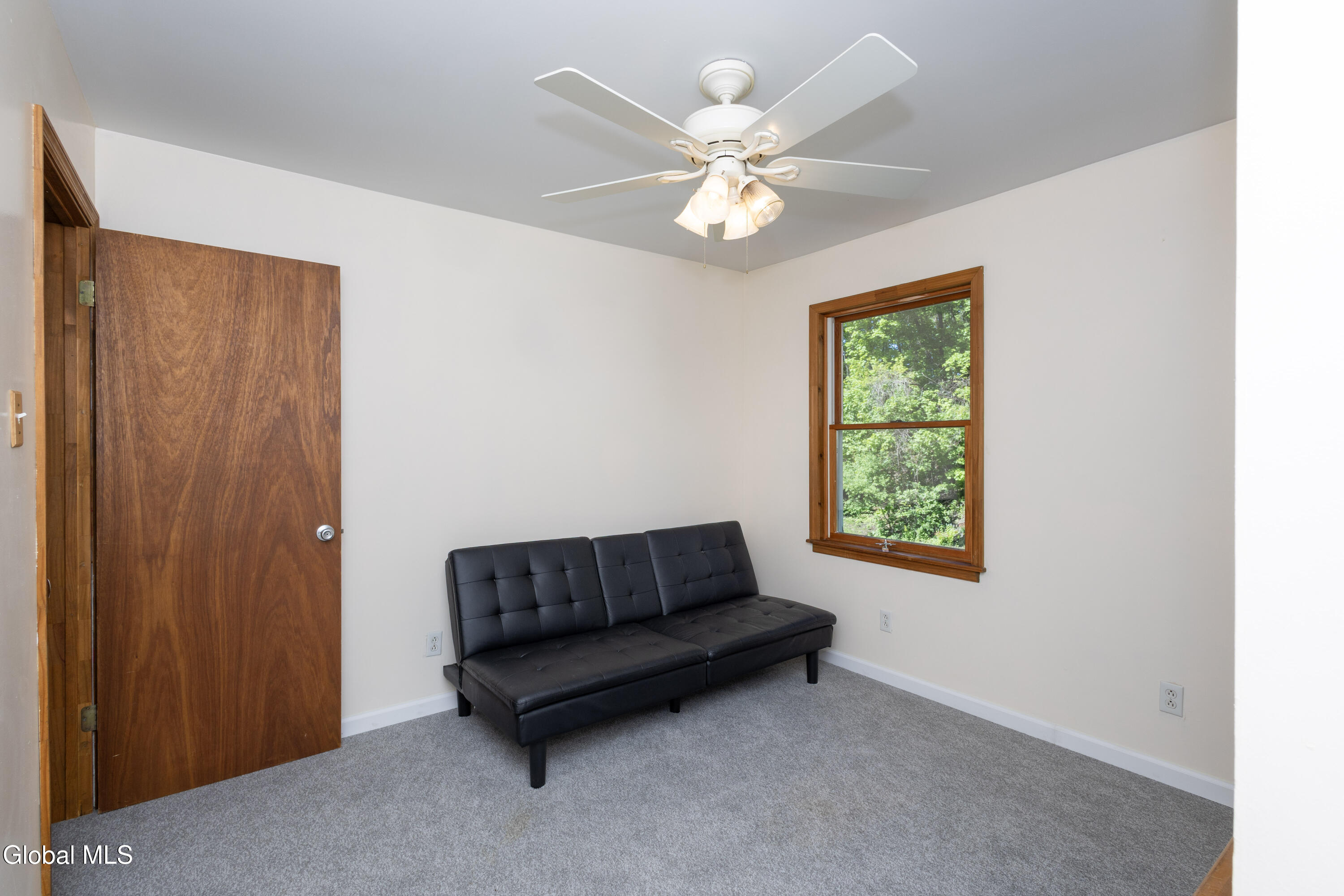 99A Beach Road Clifton Park NY 12065