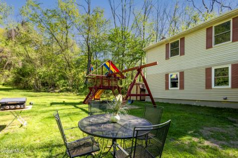99A Beach Road Clifton Park NY 12065