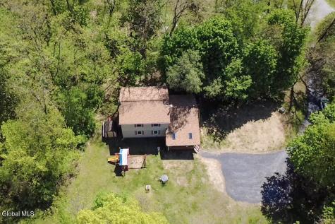 99A Beach Road Clifton Park NY 12065