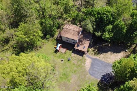 99A Beach Road Clifton Park NY 12065