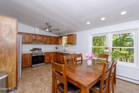 99A Beach Road Clifton Park NY 12065