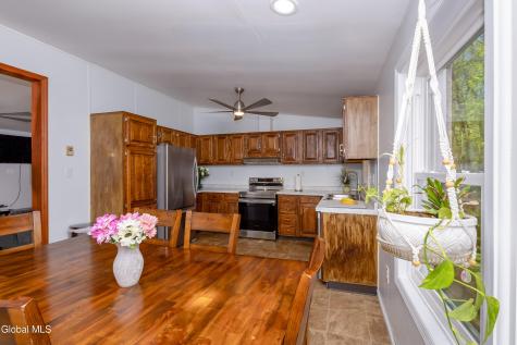 99A Beach Road Clifton Park NY 12065