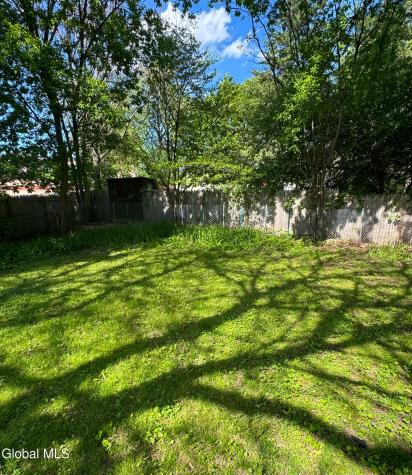 10 Milton Street Colonie NY 12205