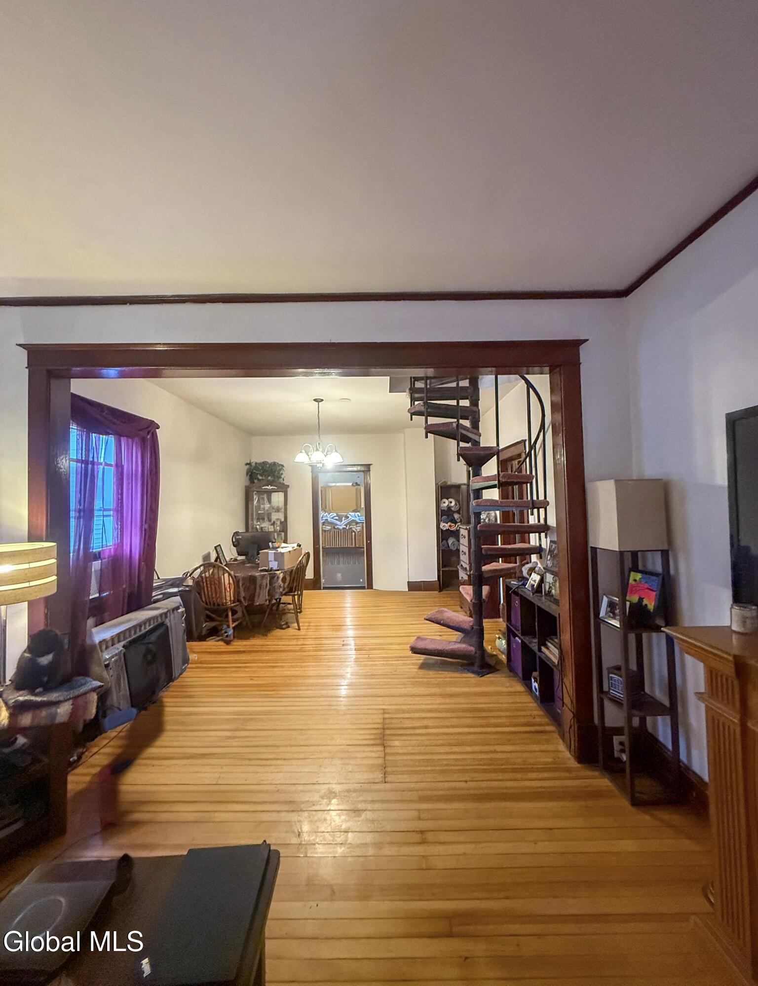 10 Milton Street Colonie NY 12205