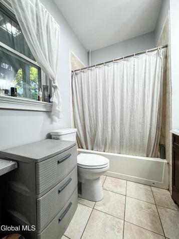 10 Milton Street Colonie NY 12205