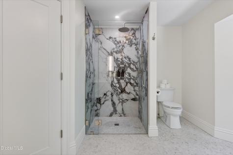 8 Emmons Drive Clifton Park NY 12065