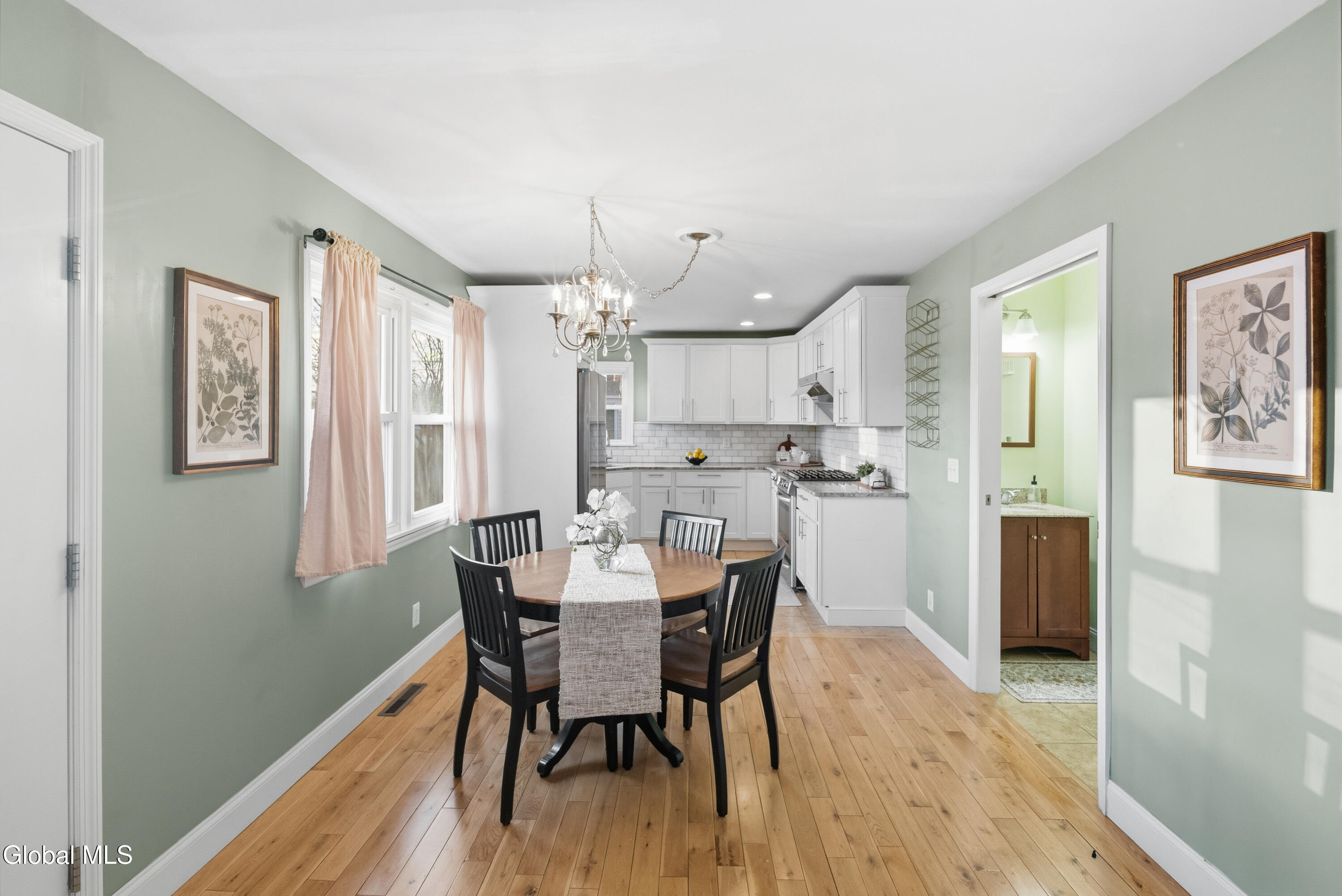 48 Quincy Street Albany NY 12205