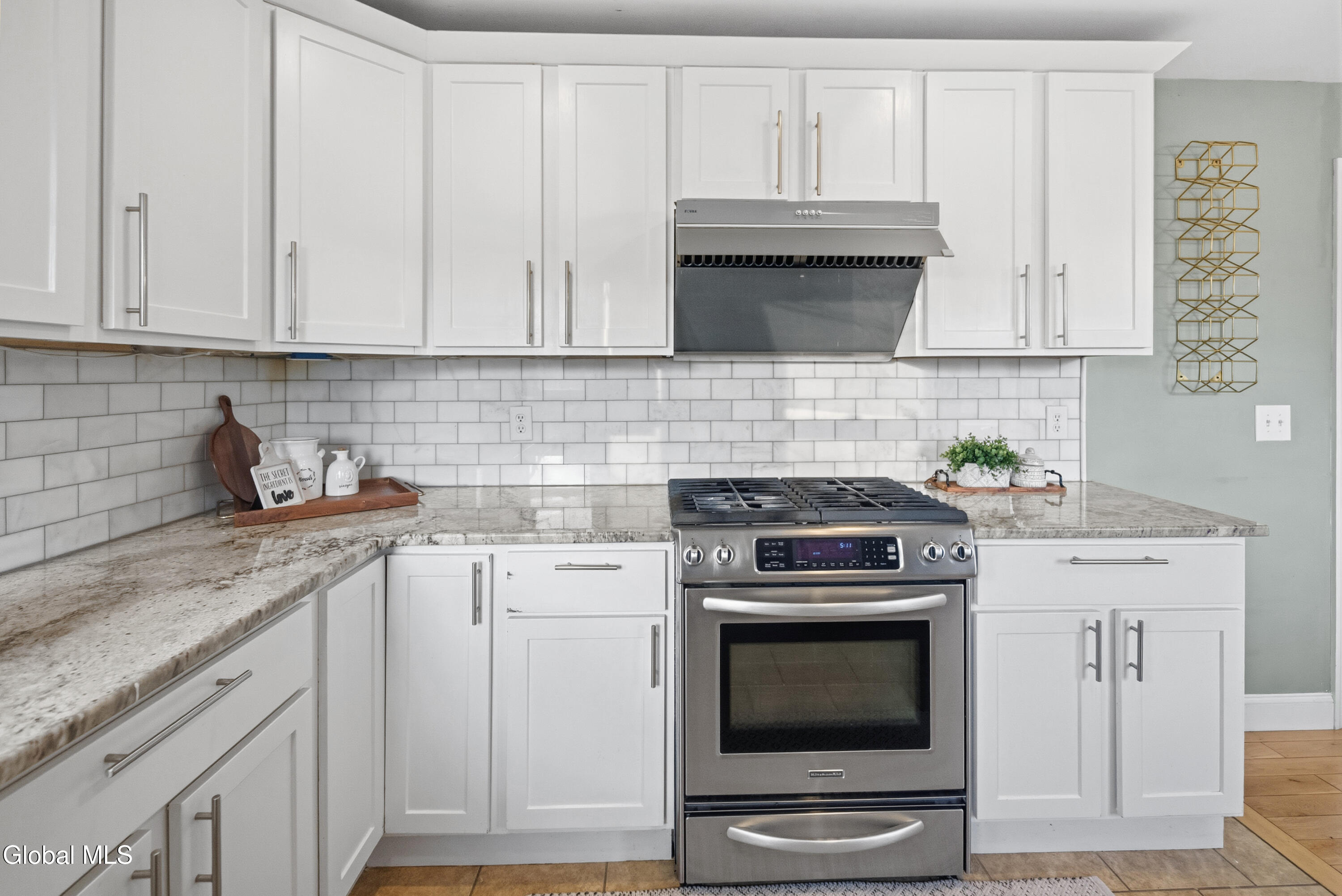 48 Quincy Street Albany NY 12205