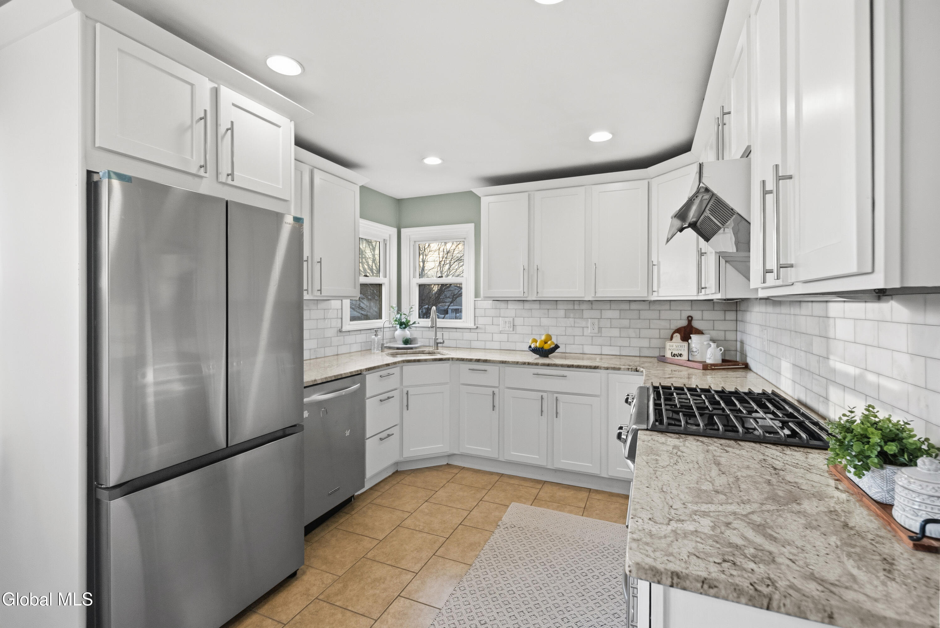 48 Quincy Street Albany NY 12205