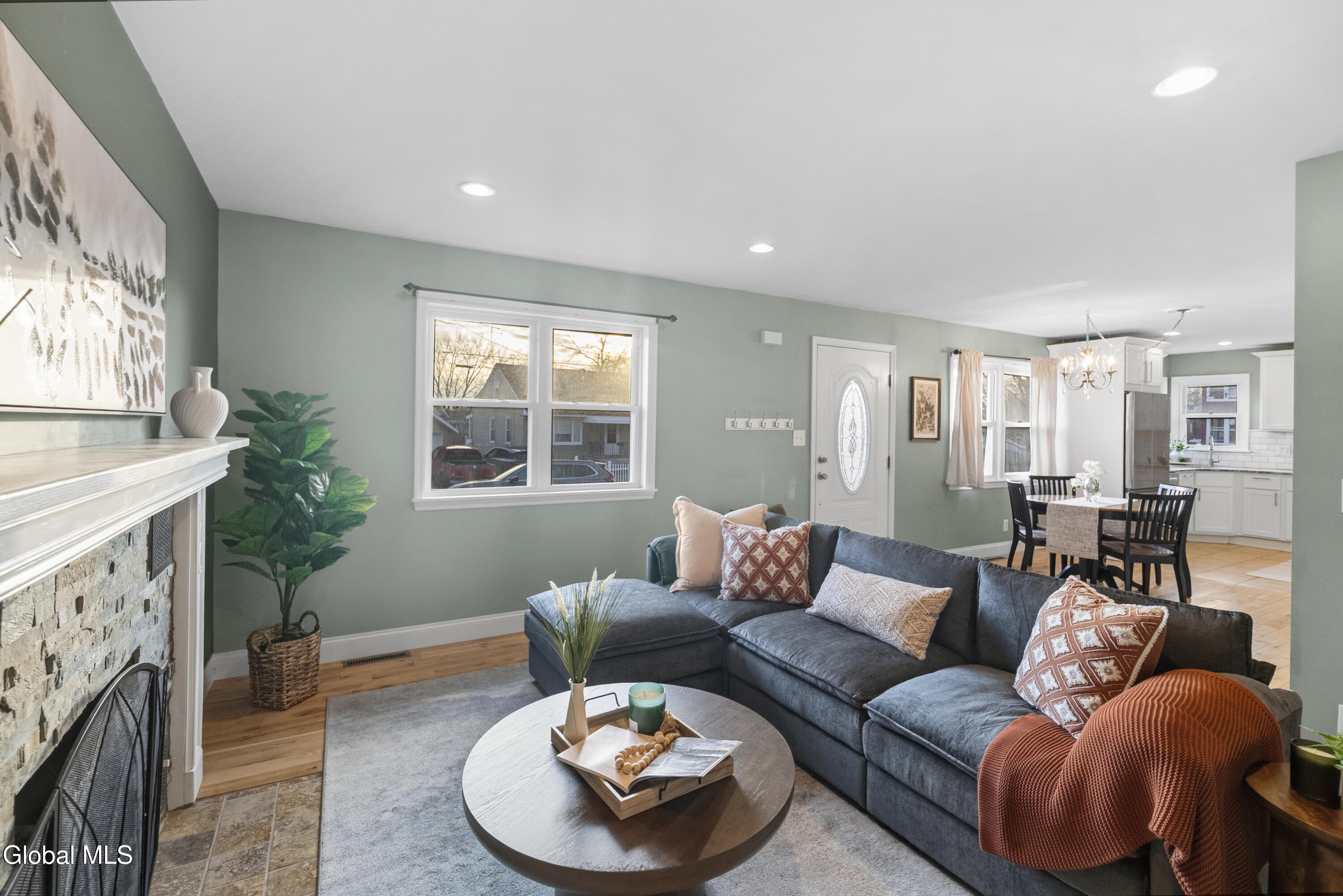 48 Quincy Street Albany NY 12205