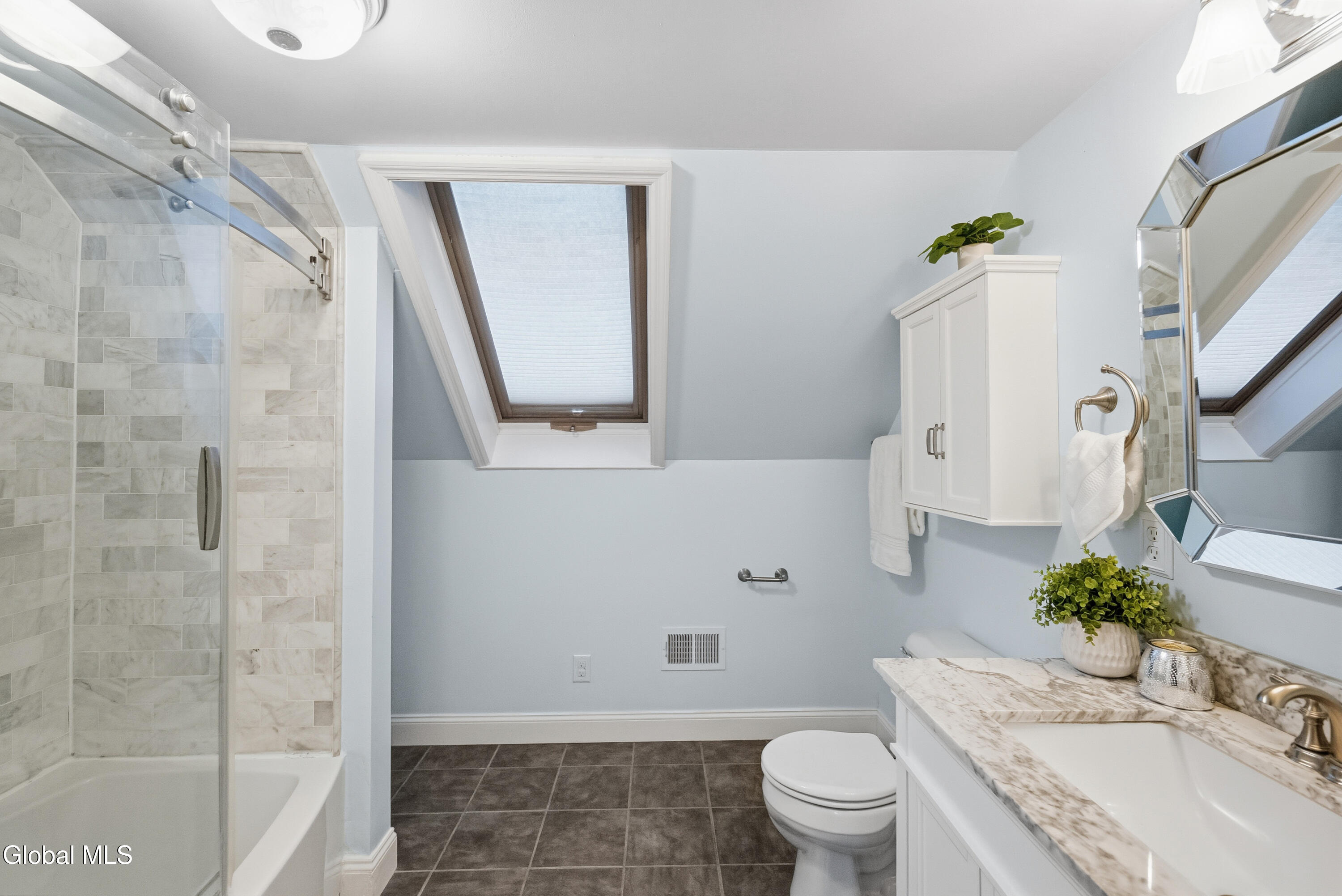 48 Quincy Street Albany NY 12205