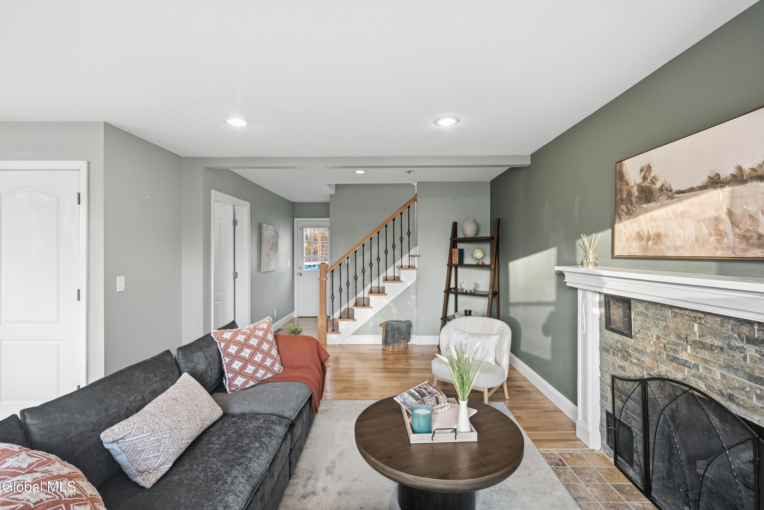48 Quincy Street Albany NY 12205