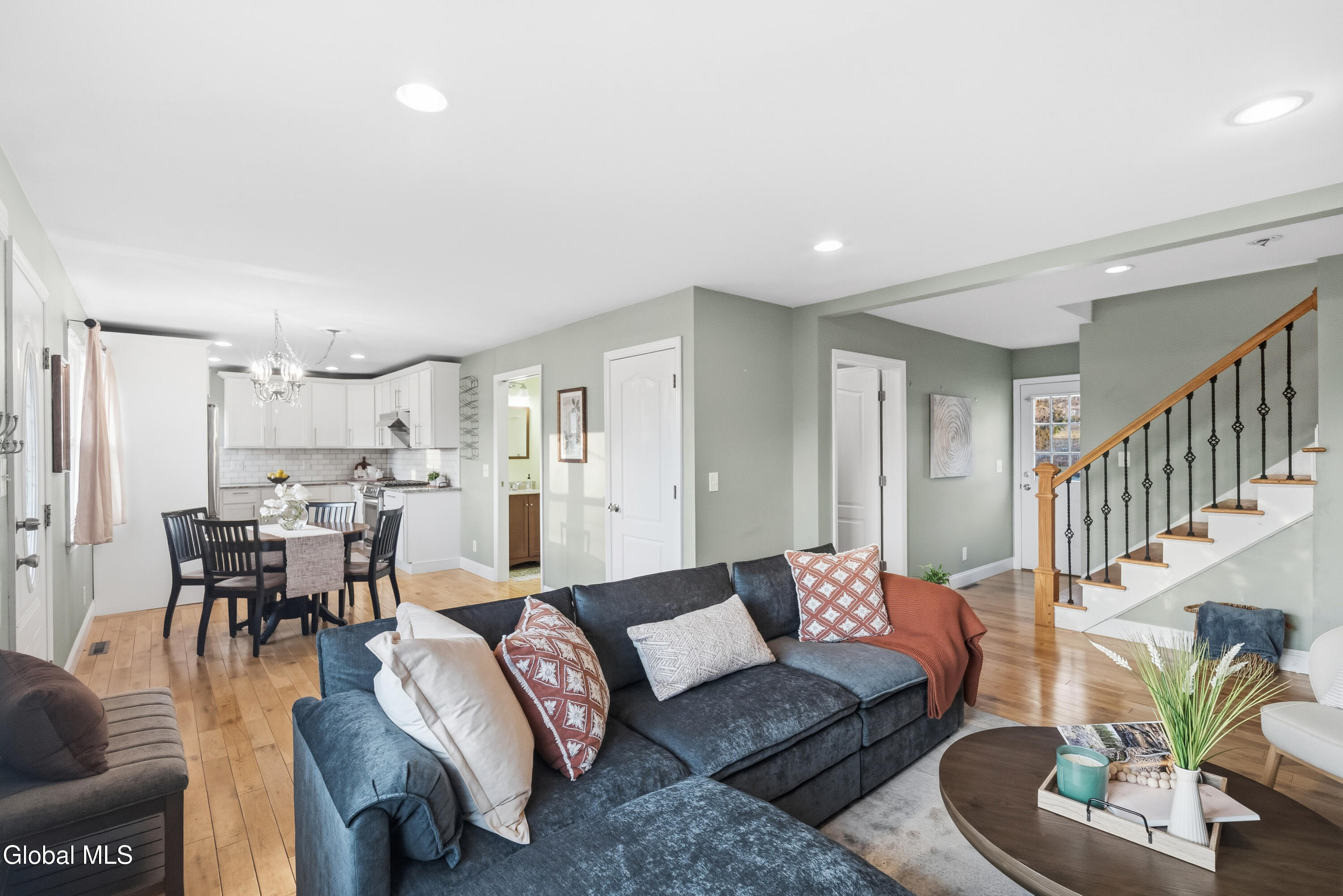 48 Quincy Street Albany NY 12205