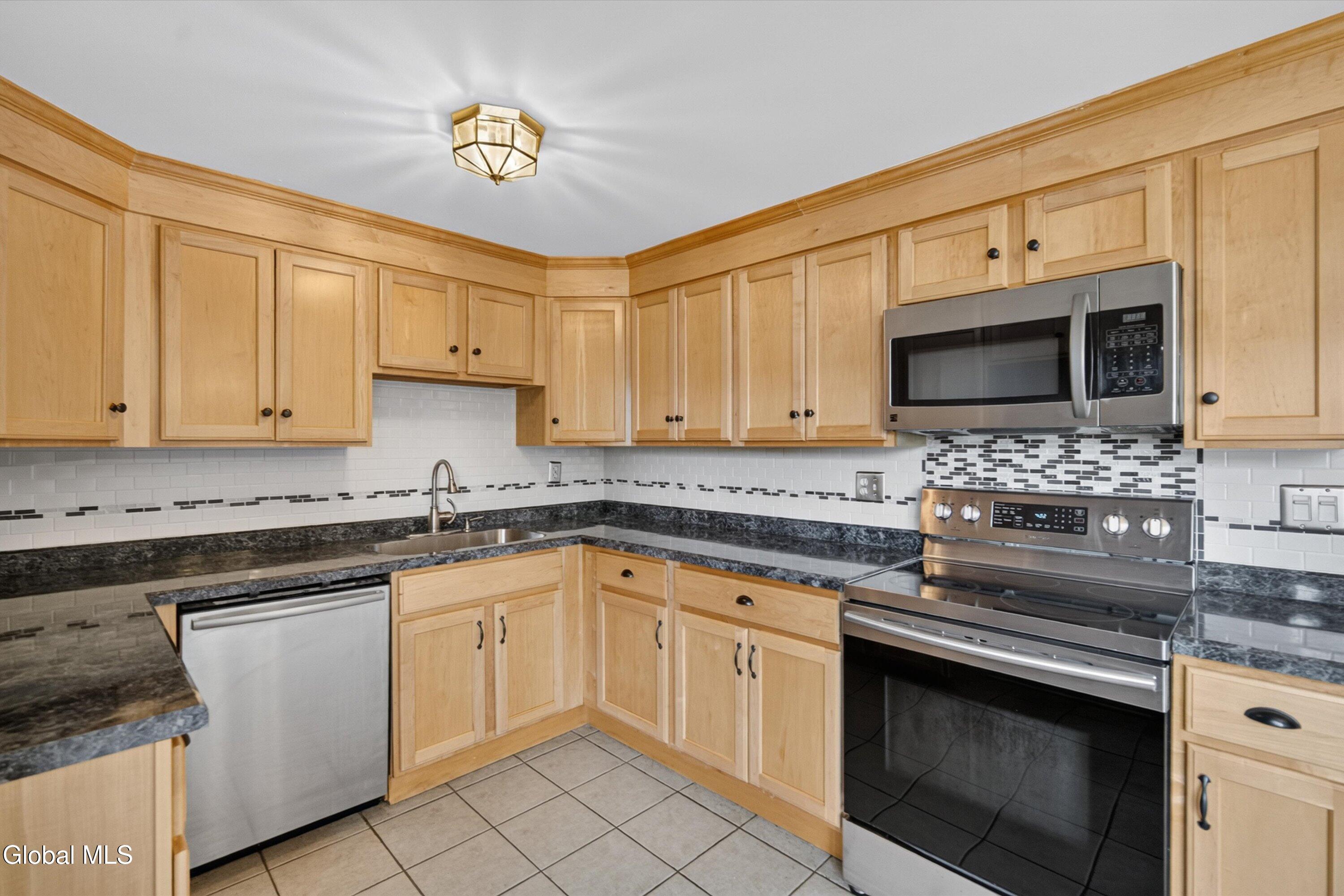 23 Spa Drive Saratoga Springs NY 12866