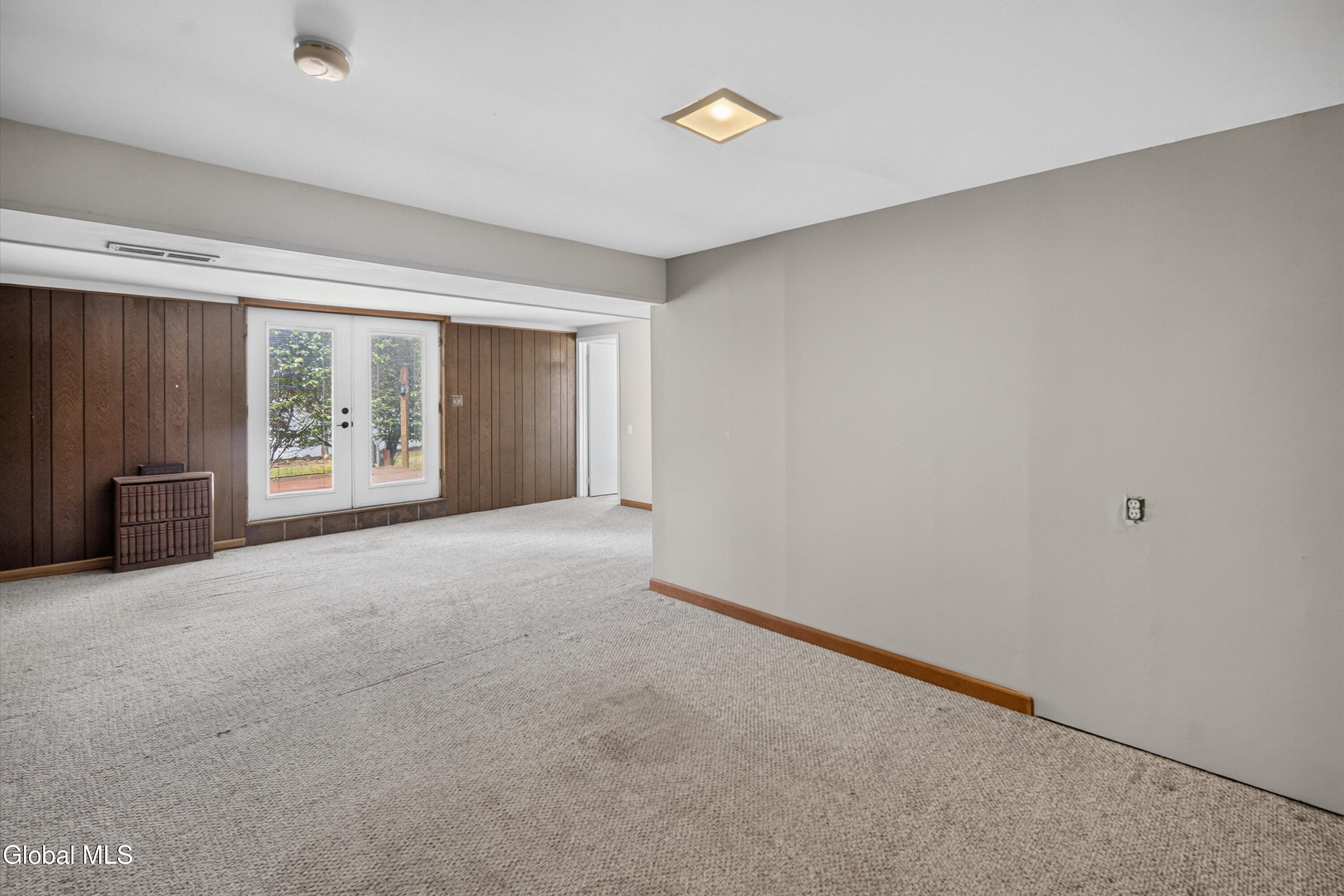 23 Spa Drive Saratoga Springs NY 12866