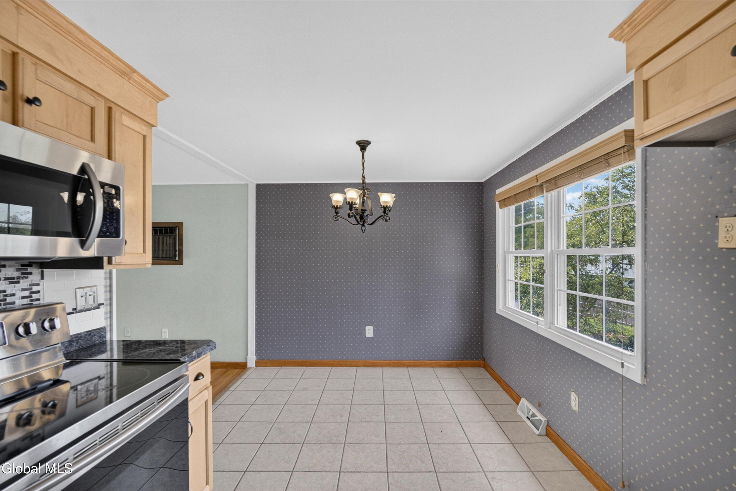 23 Spa Drive Saratoga Springs NY 12866