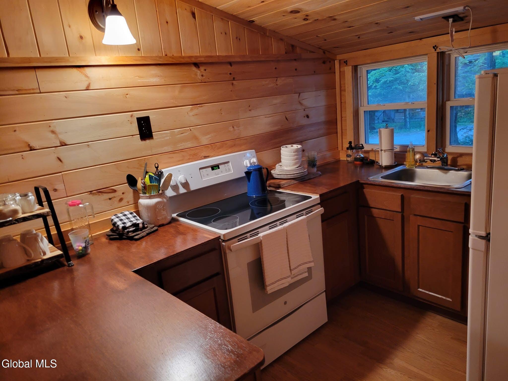 5268 Pillar Way Fort Ann NY 12827