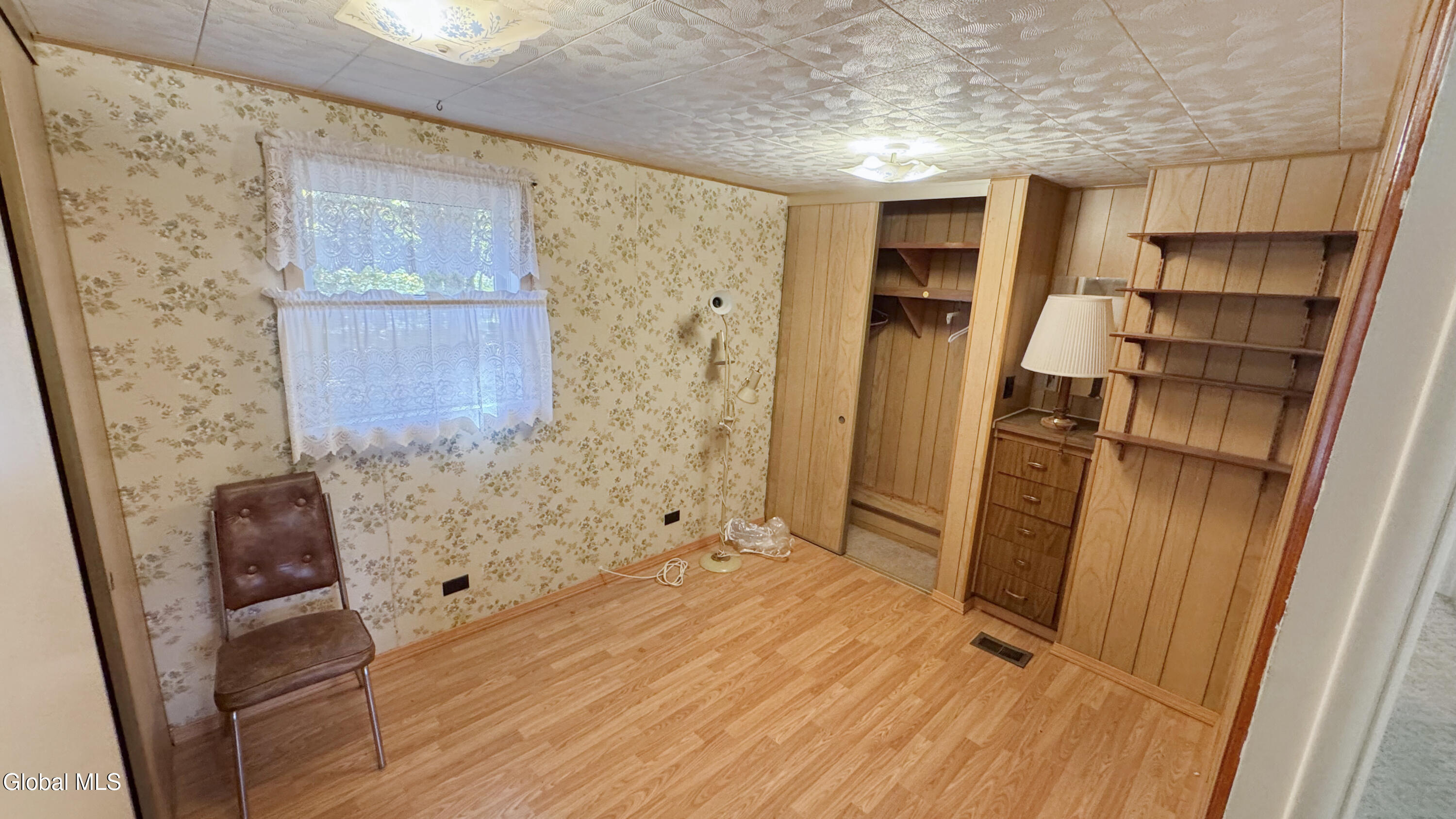 60 Dixon Road Chestertown NY 12817