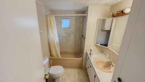 60 Dixon Road Chestertown NY 12817