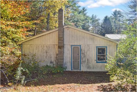60 Dixon Road Chestertown NY 12817