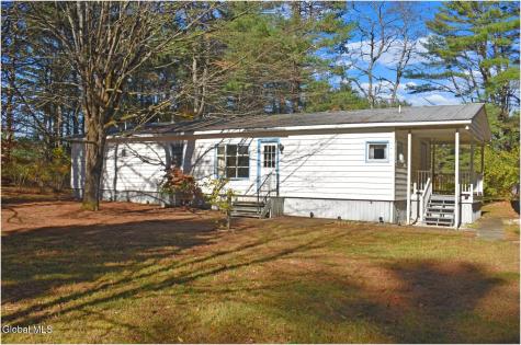 60 Dixon Road Chestertown NY 12817