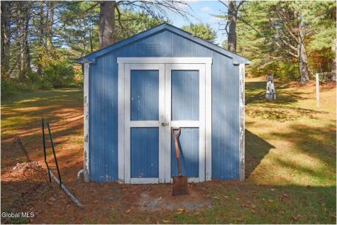 60 Dixon Road Chestertown NY 12817