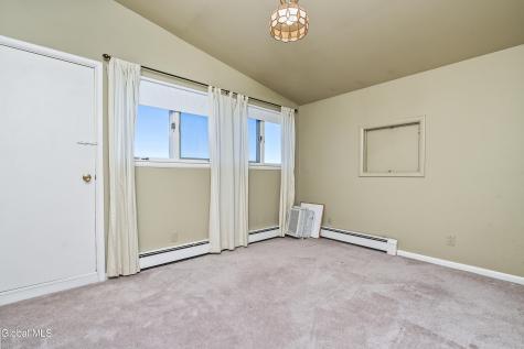 875 Bulls Head Road Amsterdam NY 12010