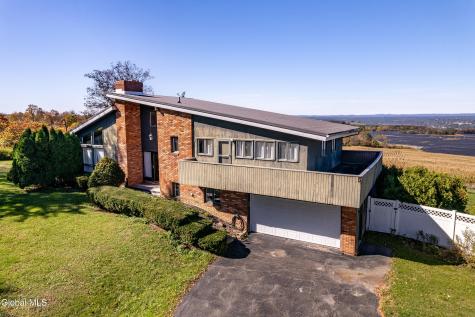 875 Bulls Head Road Amsterdam NY 12010