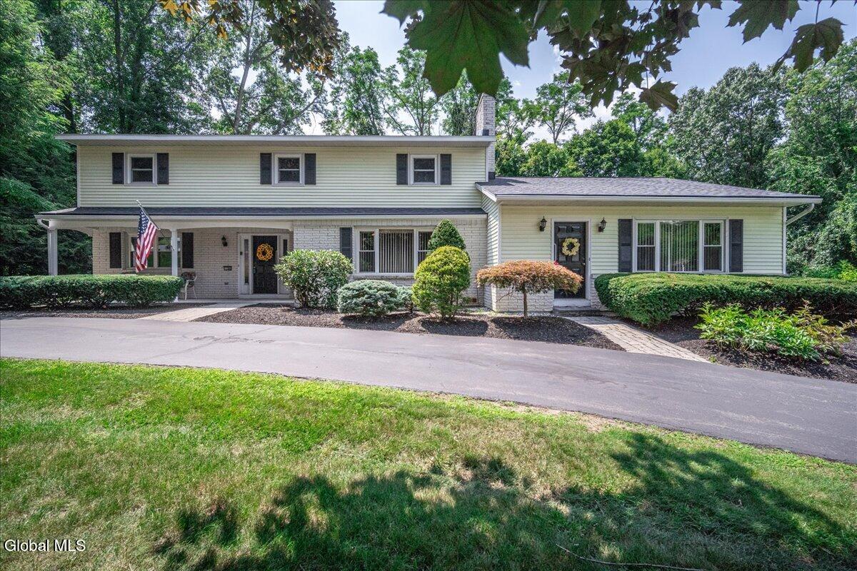 47 Rolling Brook Drive Clifton Park NY 12065