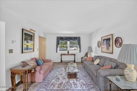 47 Rolling Brook Drive Clifton Park NY 12065