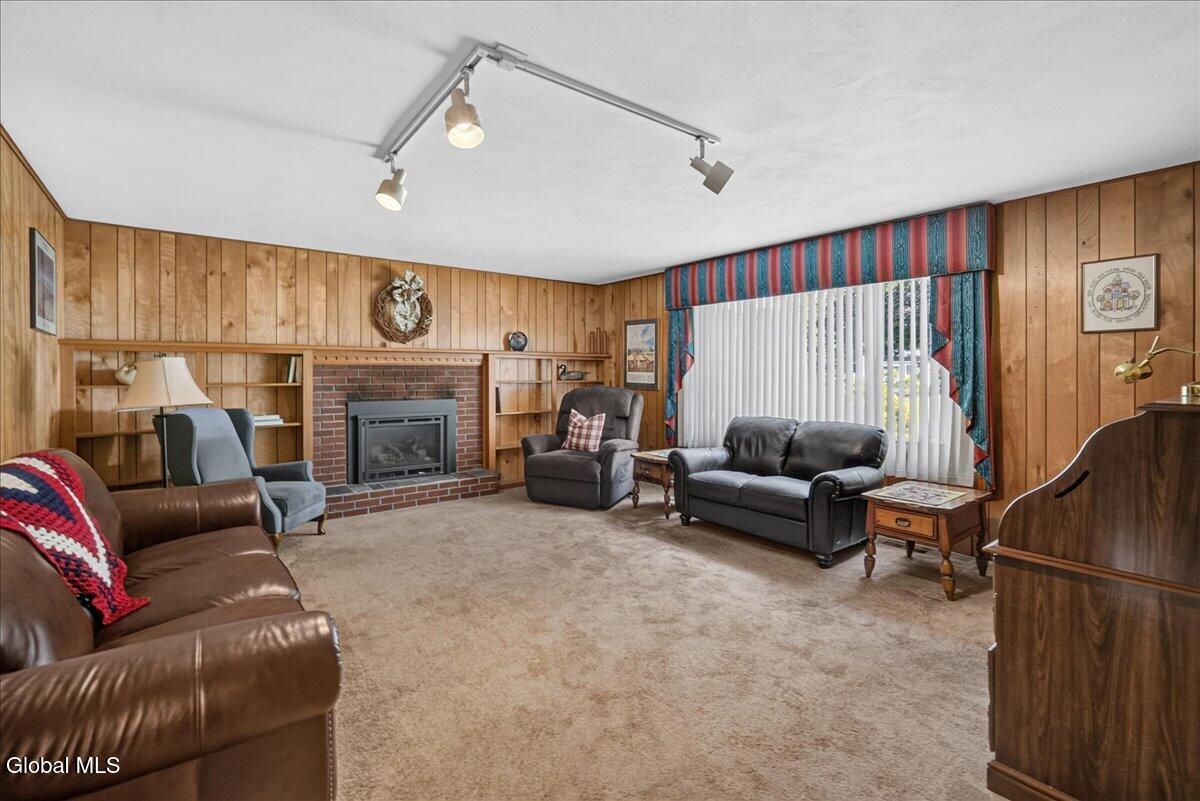 47 Rolling Brook Drive Clifton Park NY 12065