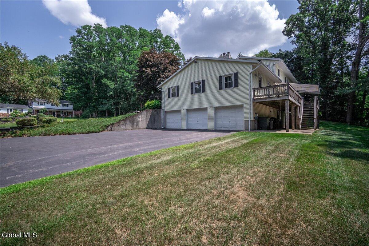 47 Rolling Brook Drive Clifton Park NY 12065