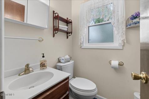 47 Rolling Brook Drive Clifton Park NY 12065