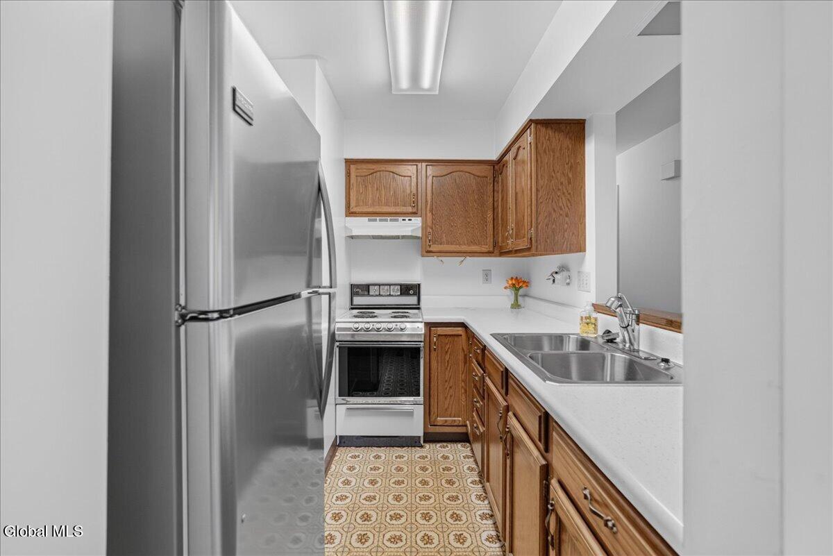47 Rolling Brook Drive Clifton Park NY 12065
